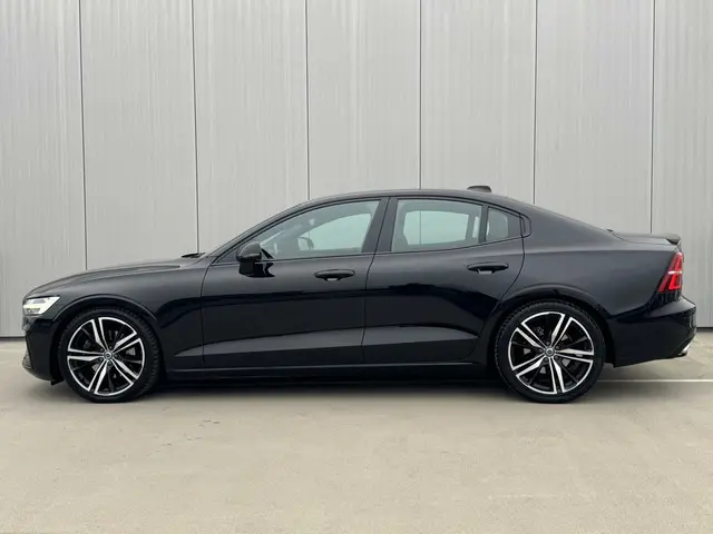 Volvo S60 2.0 T4 R-Design|NL-Auto|Leder|LED|Navi 2019 Benzine 5