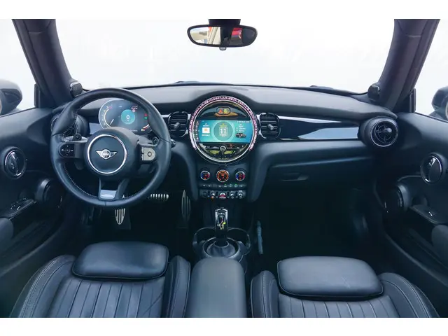 MINI 3-Deurs Cooper S 2022 Benzine 17