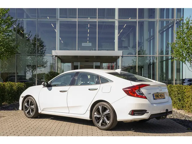 Honda Civic 1.5i VTEC ELEGANCE TURBO 182 PK 2018 Benzine 23