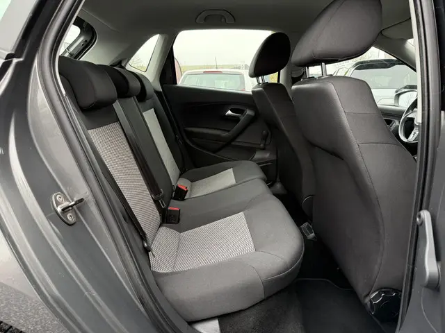 Volkswagen Polo 1.2 Easyline 2012 Benzine 10