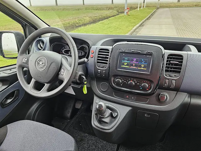 Opel Vivaro 1.6 2019 Diesel 8