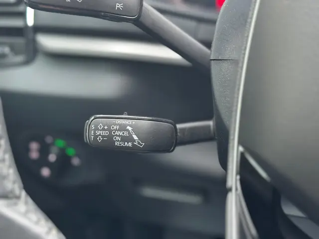 Škoda Karoq 1.0 TSI Business Edition 2022 Benzine 29