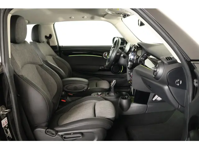 MINI Electric Mini MINI Yours 33 kWh 2023 Elektrisch 11