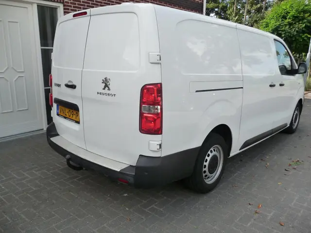 Peugeot Expert 2.0 BlueHDI 145 Long Premium 2022 Diesel 8