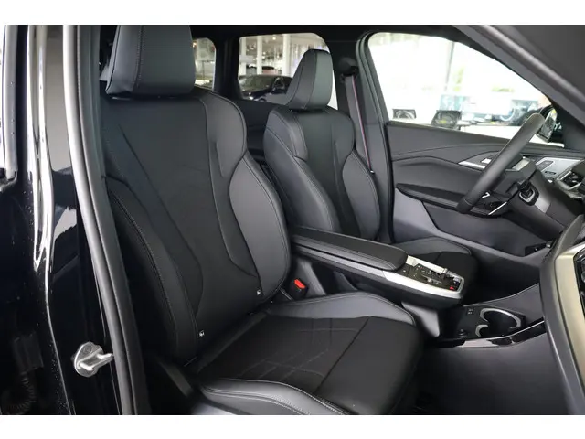 BMW iX1 eDrive20 2025 Elektrisch 7