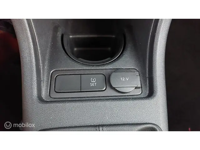 Volkswagen up! 1.0 BMT high up! 2017 Benzine 19