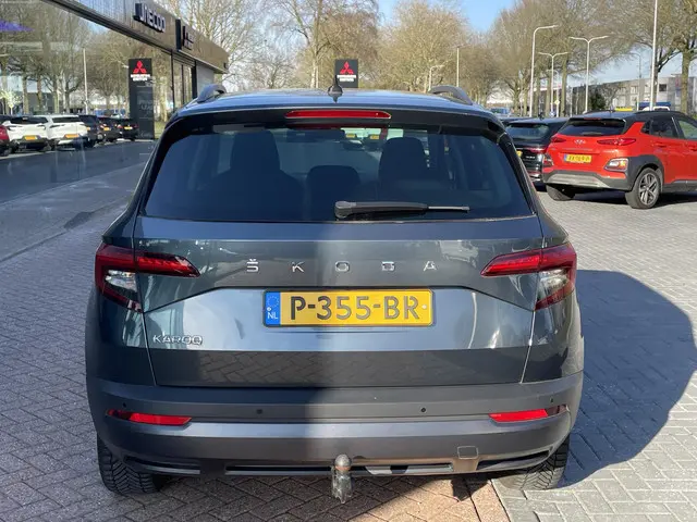 Škoda Karoq 1.0 TSI Business Edition 2022 Benzine 5