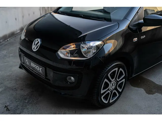 Volkswagen up! 1.0 2014 | CUP Up! | Pano | Lage KM 2014 Benzine 7