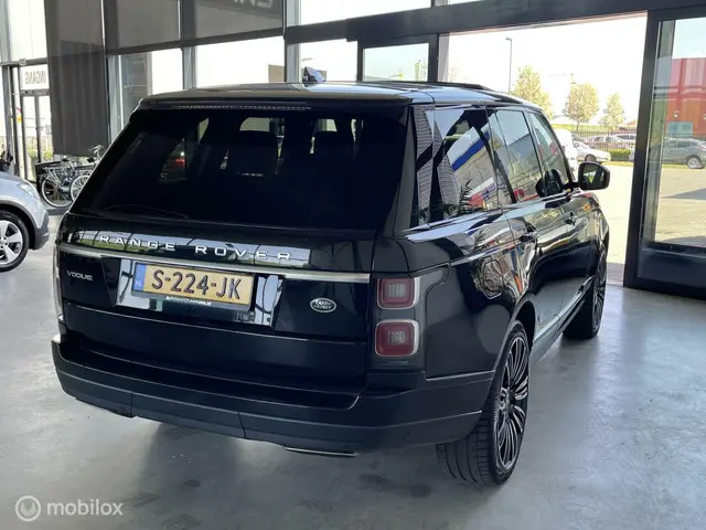 Land Rover Range Rover 3.0 TDV6 LWB Vogue 2018 Diesel 4