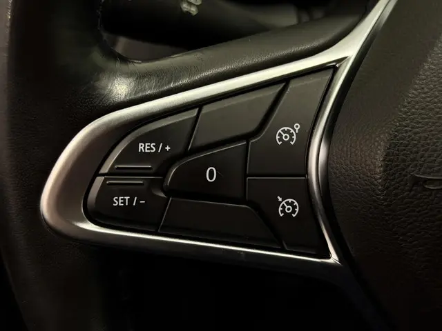 Renault Clio 1.0 TCe 100 Intens 2020 Benzine 19