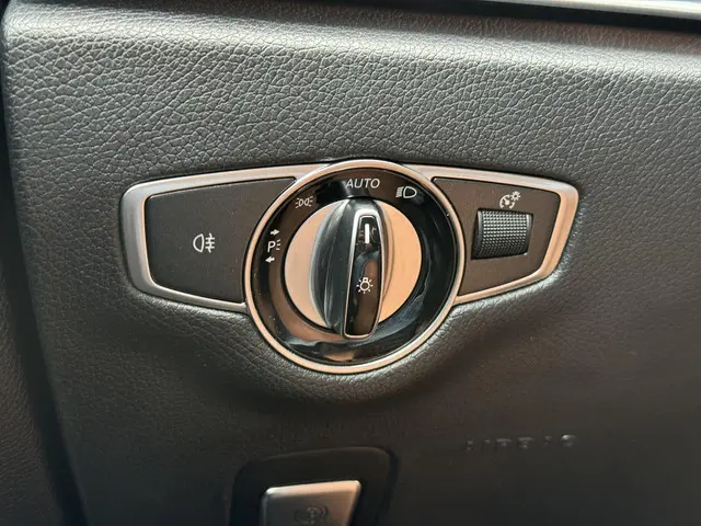 Mercedes-Benz E-Klasse 200 Premium 2018 Benzine 27