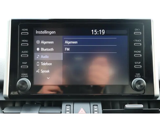 Toyota RAV4 2.5 Hybrid Bi-Tone, 2020 Hybride Benzine 38