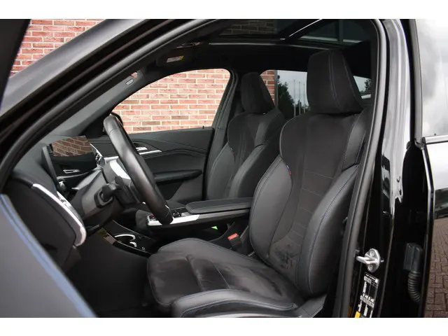 BMW X1 xDrive25e M-Sport 2023 Hybride Benzine 4