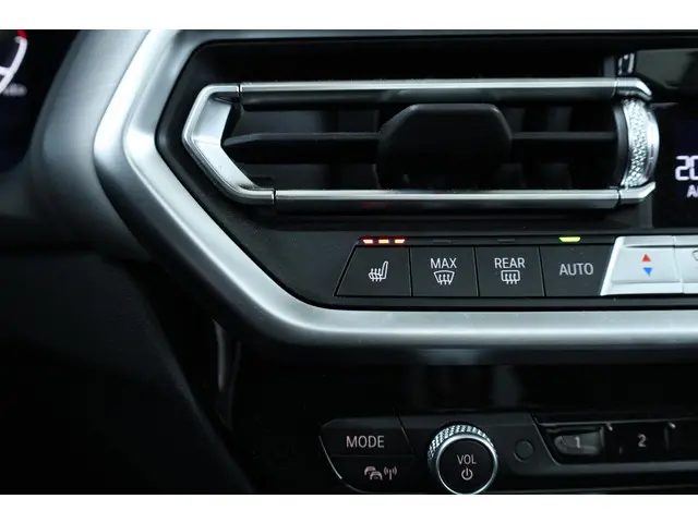 BMW iX3 Executive 80 kWh 2024 Elektrisch 32