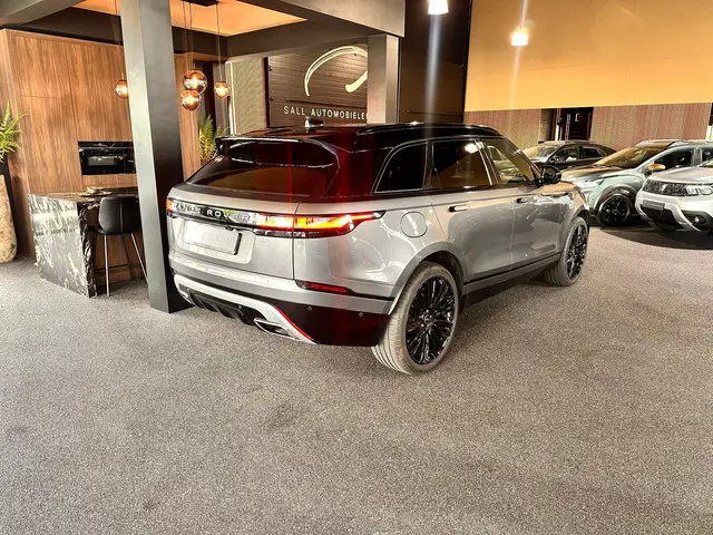 Land Rover Range Rover Velar R-Dynamic 2018 Benzine 3