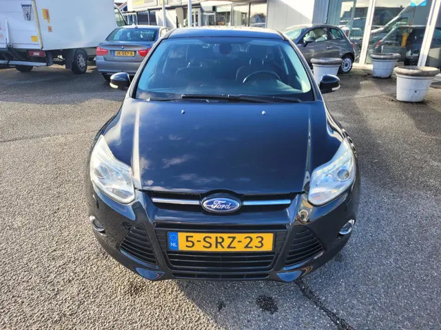 Ford Focus 1.0 EcoBoost Titanium 2013 Benzine 2