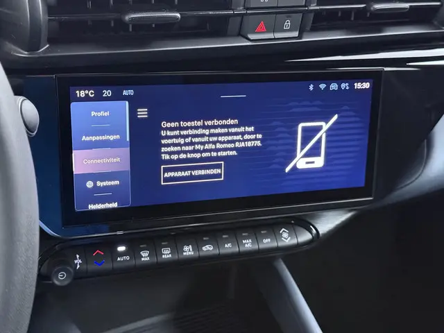 Alfa Romeo Junior Elettrica 54 kWh 2025 Elektrisch 33