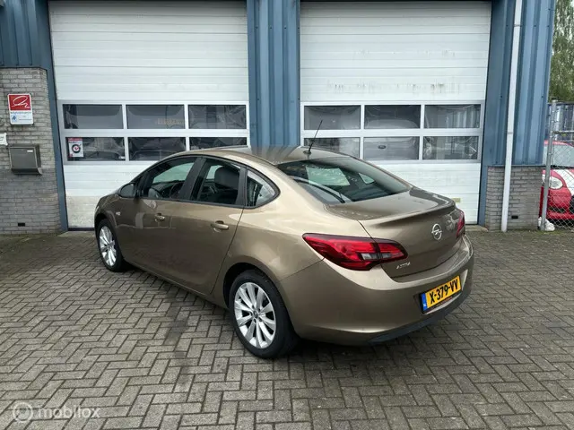 Opel Astra 3