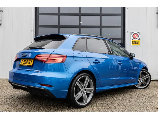 Audi A3 Sportback 1.5 TFSI S Line Edition 2018 Benzine 3