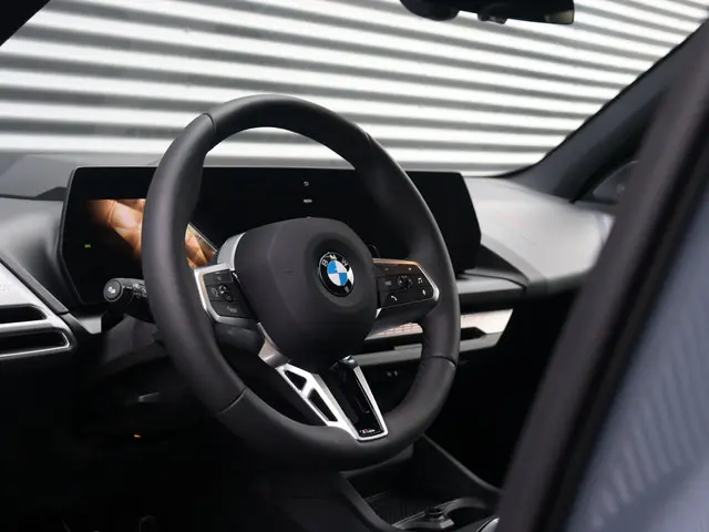 BMW 1 Serie 120 2025 Benzine 15