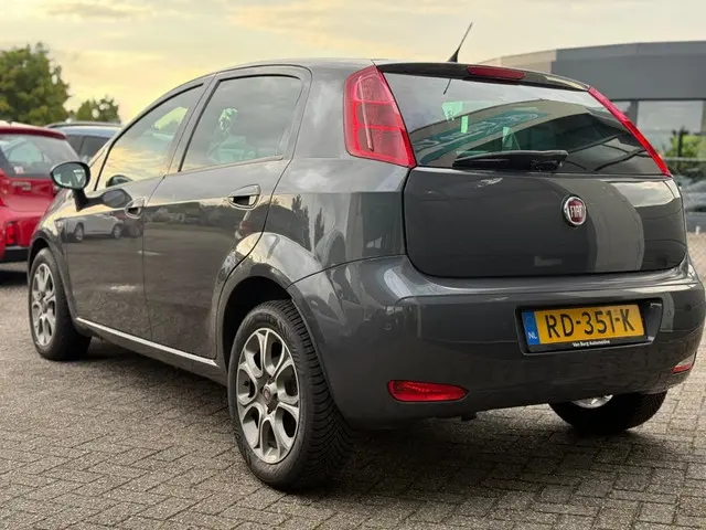 Fiat Punto Evo 0.9 TA Sempre 2017 Benzine 6
