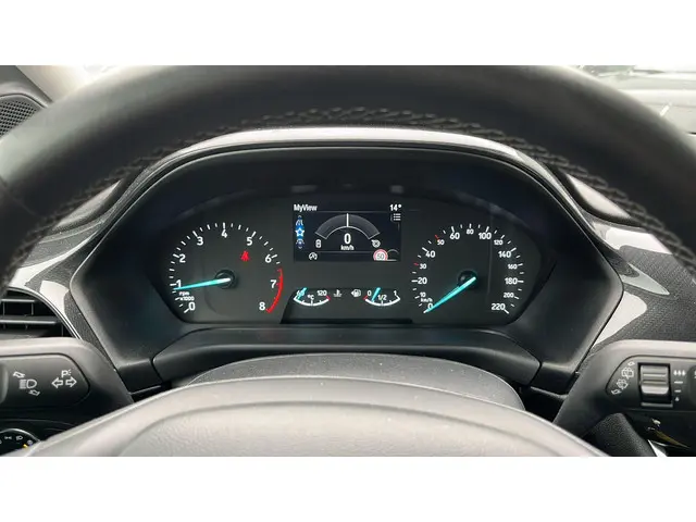 Ford Puma 1.0 EcoBoost Hybrid Titanium 2022 Benzine 12