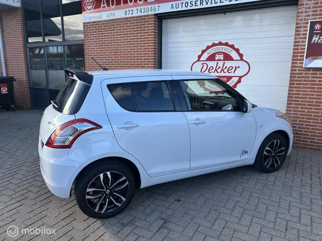 Suzuki Swift 1.2 Business Edition EASSS 2016 Benzine 19