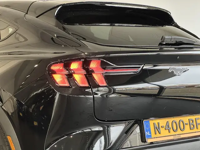 Ford Mustang Mach-E RWD 75 kWh 2021 Elektrisch 39