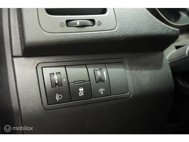 Hyundai ix20 1.6i i-Motion 2013 Benzine 25