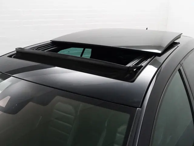 Volkswagen Golf 2.0 TSI R 4Motion Aut- 2014 Benzine 5