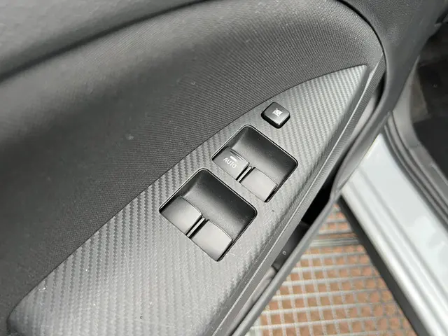 Mitsubishi Space Star 1.2 Intense 2021 Benzine 19