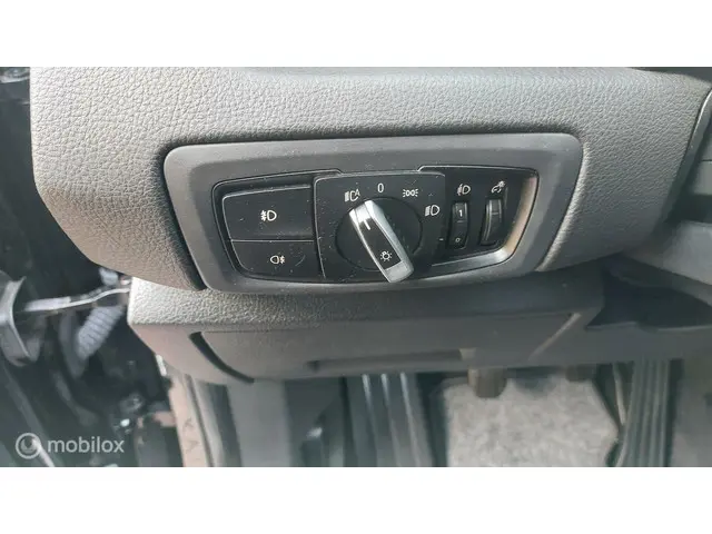 BMW 2 Serie Active Tourer 218i Luxury 2016 Benzine 17