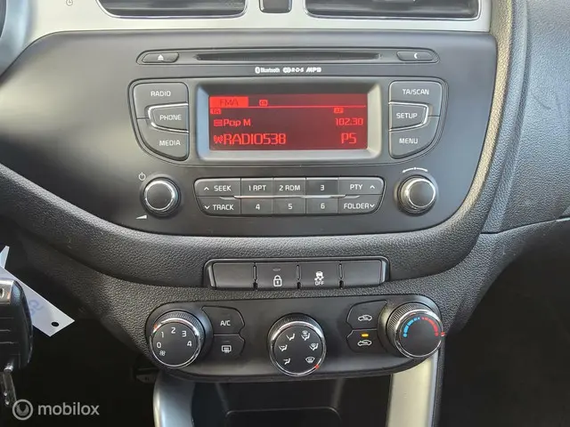 Kia cee'd 1.6 GDI ComfortLine |Jaar Garantie !! 2015 Benzine 11
