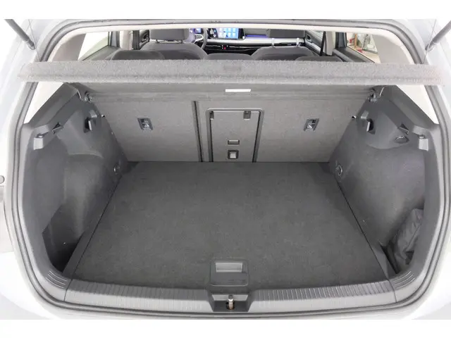 Volkswagen Golf 1.5 TSI Style 2020 Benzine 26