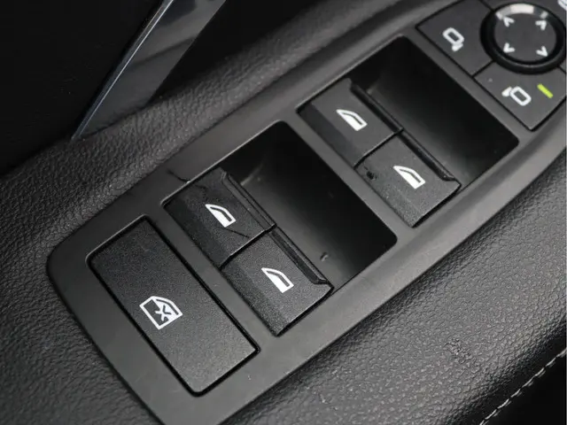 BMW X1 sDrive18i 2023 Benzine 26