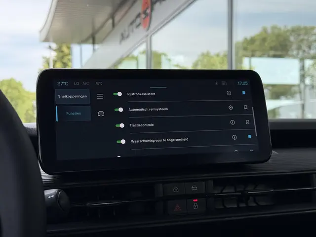 Jeep Avenger Longitude 54 kWh 2024 Elektrisch 25