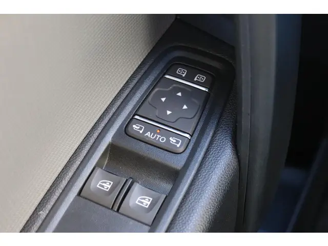 Renault Kangoo E-Tech Extra L2 44 kWh 2024 Elektrisch 26