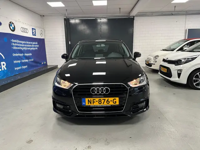 Audi A1 Sportback 1.0 TFSI Adrenalin S-LINE 2017 Benzine 3