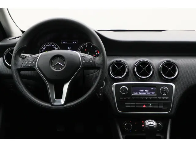 Mercedes-Benz A-Klasse 180 Economy 2015 Benzine 25