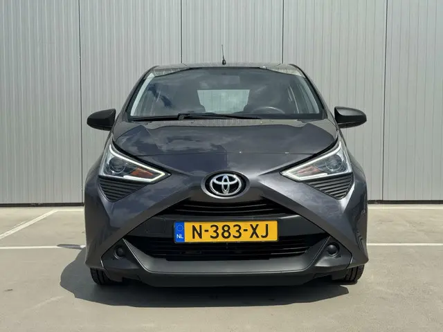 Toyota Aygo 1.0 VVT-i x-fun|Airco|NL-Auto 2022 Benzine 13