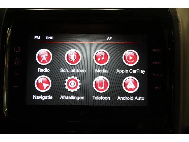Opel Movano 2.2D 140 L2H2 Apple Carplay 2023 Diesel 14