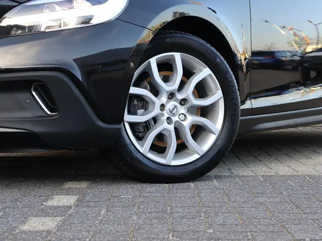Volvo V40 Cross Country T3 Polar+ Luxury 2019 Benzine 13