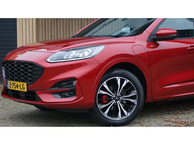 Ford Kuga 2.5 225pk PHEV ST-Line X 2021 Hybride Benzine 65