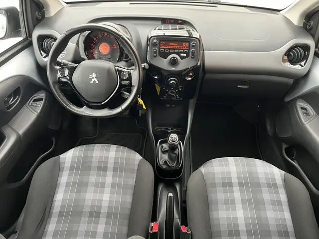 Peugeot 108 e-VTi 72 Active 2020 Benzine 7