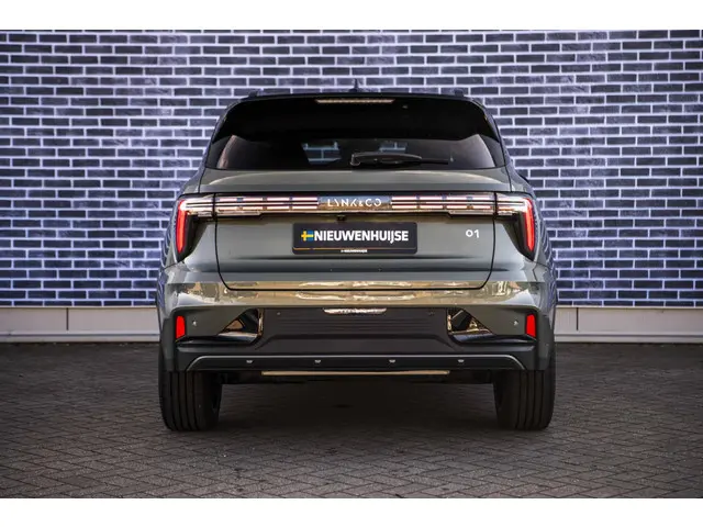 Lynk & Co 01 1.5 More 2025 Hybride Benzine 11