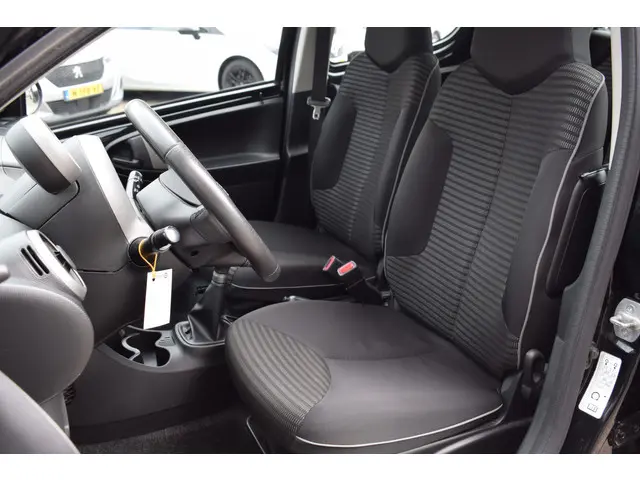 Peugeot 107 1.0 Active//Airco//5drs//72.610km!! 2014 Benzine 7