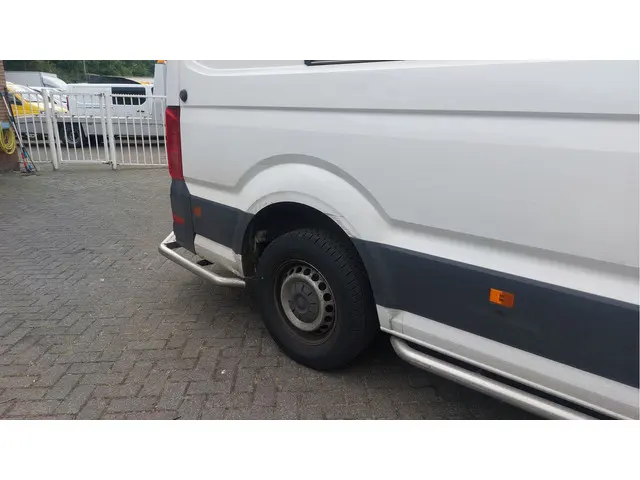 Volkswagen Crafter 35 2.0 TDI L4H3 Highline 2021 Diesel 14