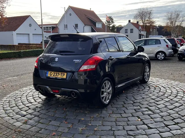 Suzuki Swift 1.6 Sport 2016 Benzine 4