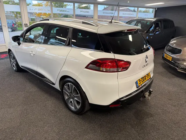 Renault Clio Estate 0.9 TCe Night&Day 2015 Benzine 3