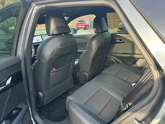 MG MG4 Electric Luxury 64 kWh 2024 Elektrisch 9